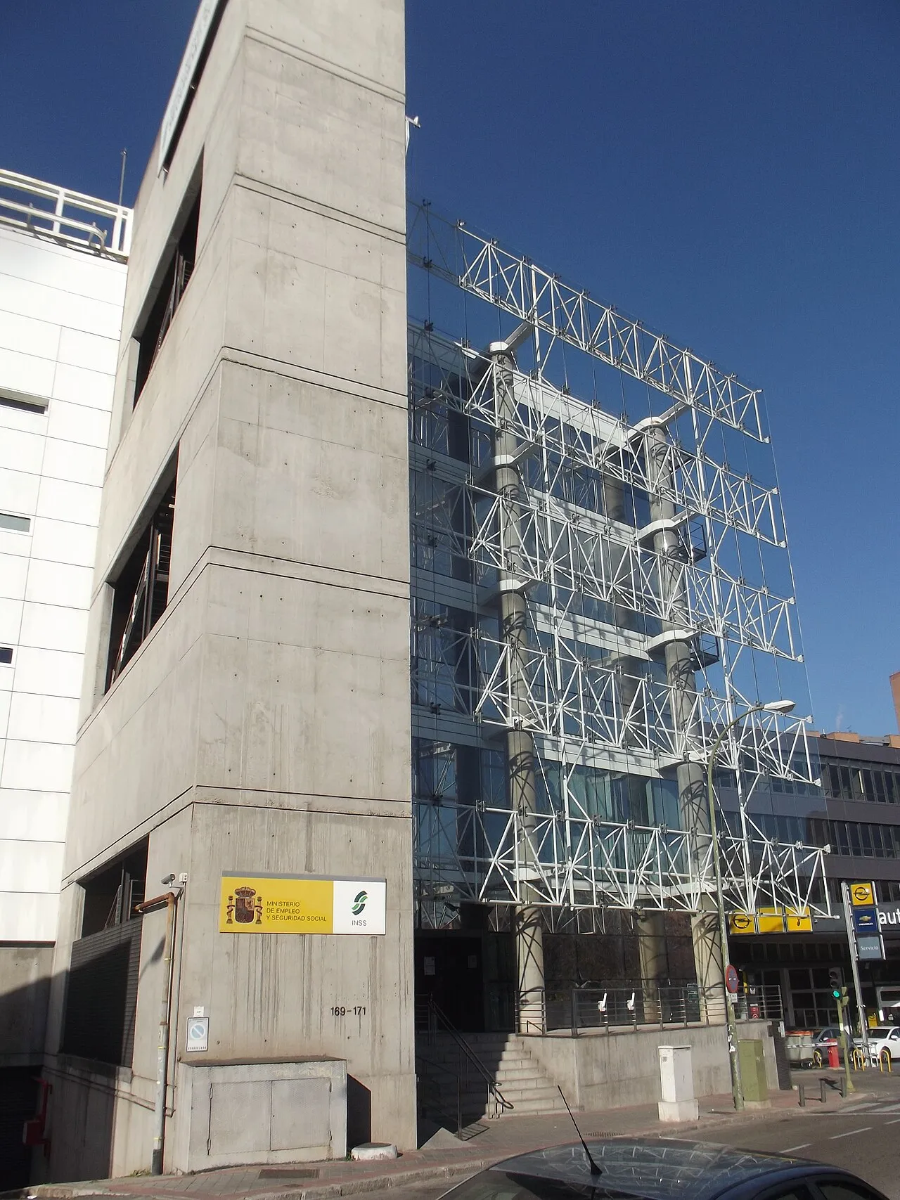 Instituto Nacional de la Seguridad Social, calle López de Hoyos, Madrid.
