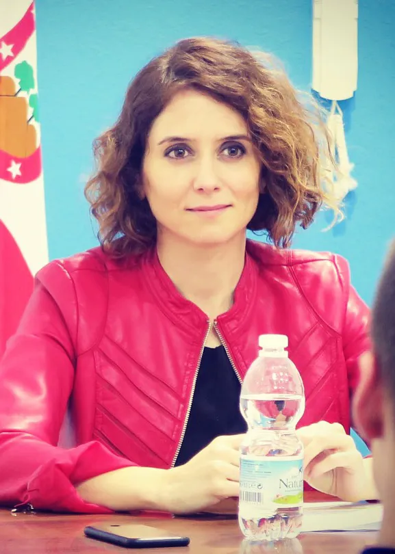 Isabel Díaz Ayuso, regiopresident van Madrid, die rond de feestdag van 12 oktober sprak over de Hispanidad en eenheid.